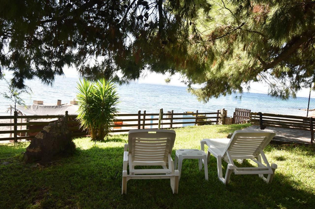 Barlee Beach Front House, Metamorfosi Exterior foto