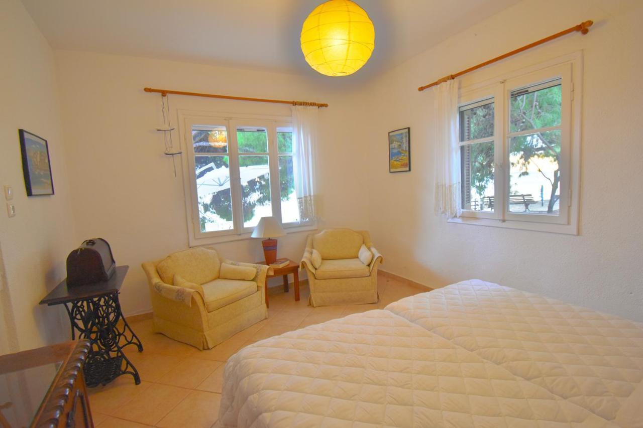 Barlee Beach Front House, Metamorfosi Exterior foto